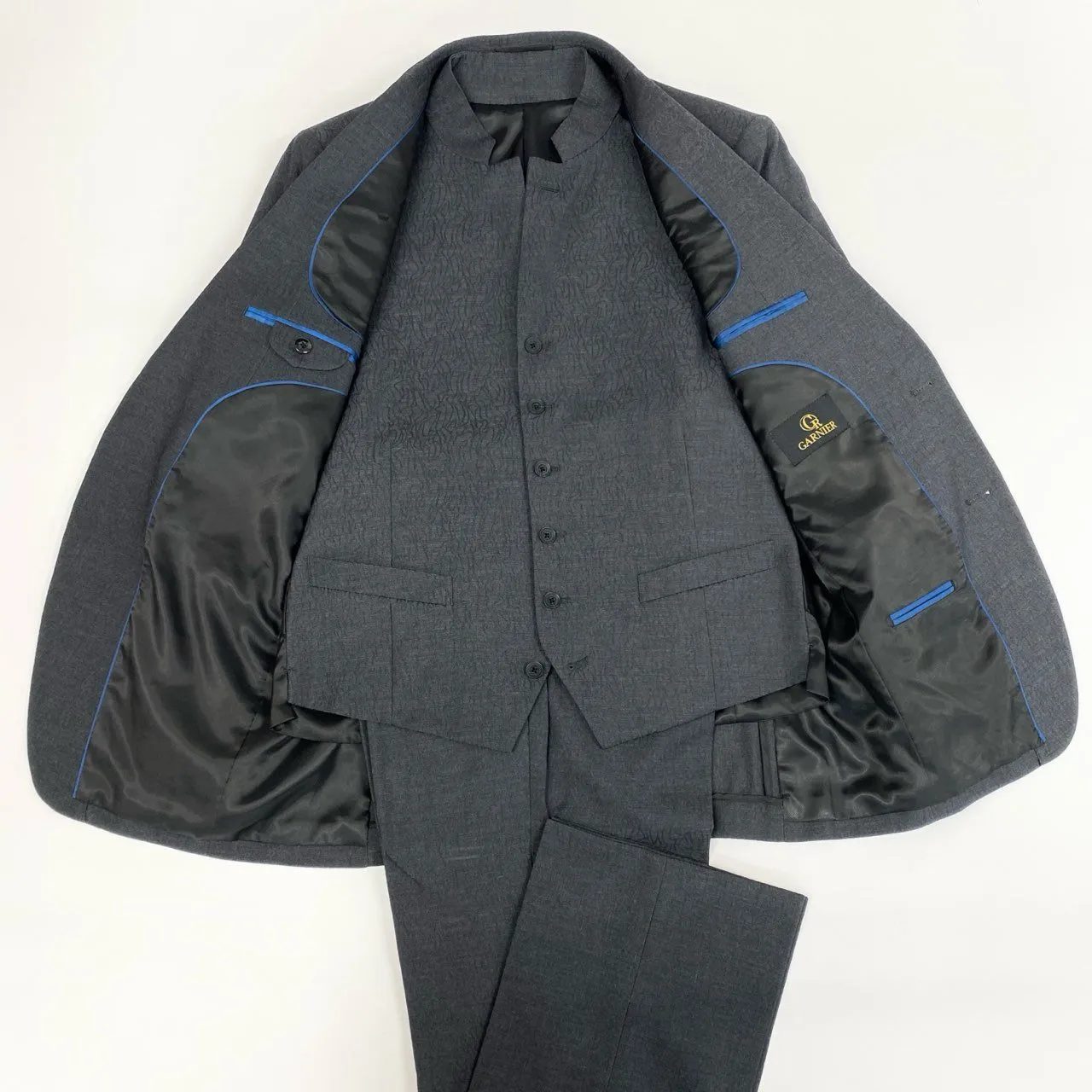 jVPi9SMSYU4VAvehiqWNUD.jpg@webp