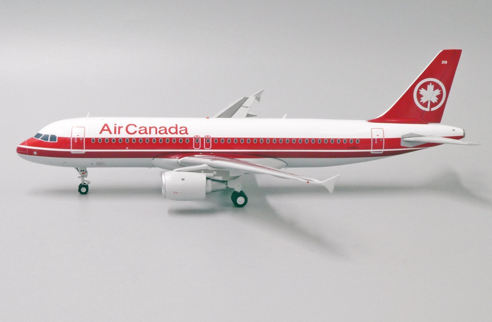 エアカナダ A320
