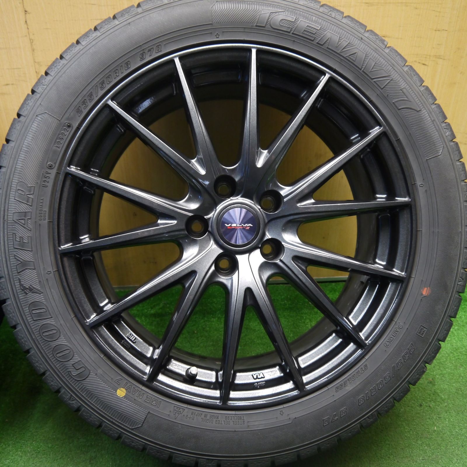 スタッドレス