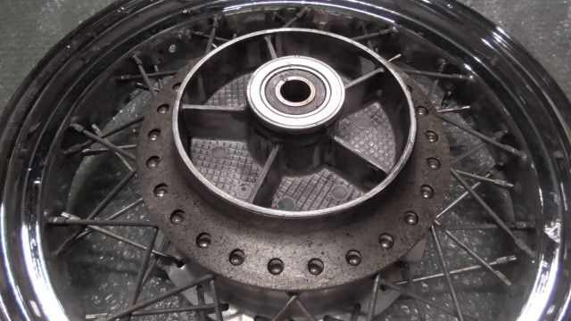 お見逃しなく！ VT400S NC46 の リアホイール 1758861211