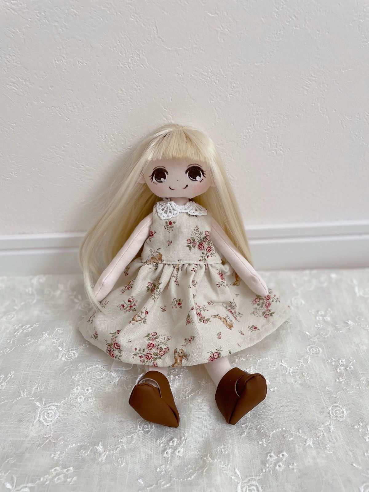 着せ替え人形 手作り人形 カントリードール アリス風 - メルカリ