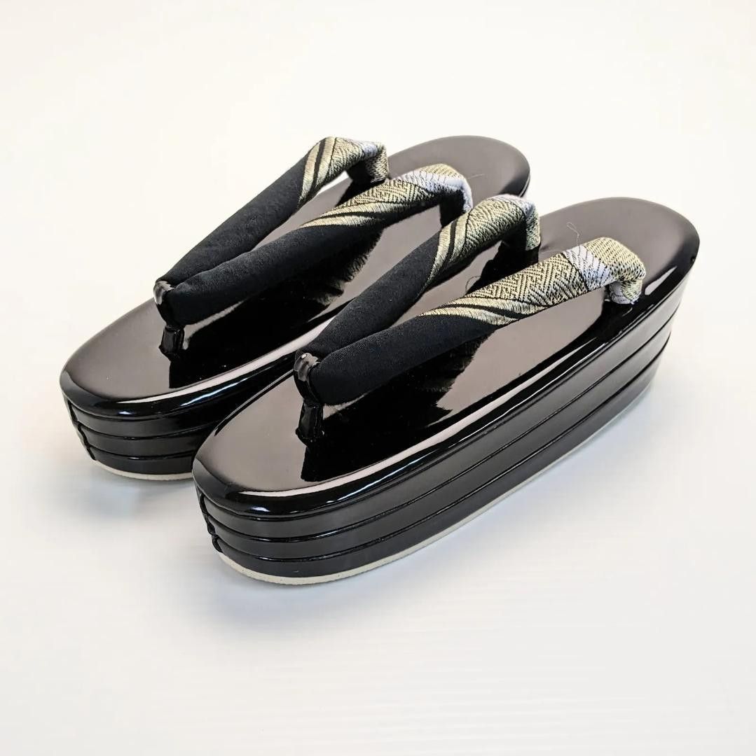 和装 草履 バッグ セット 帯地 梅 黒 金 ブラック フリーサイズ w5-8