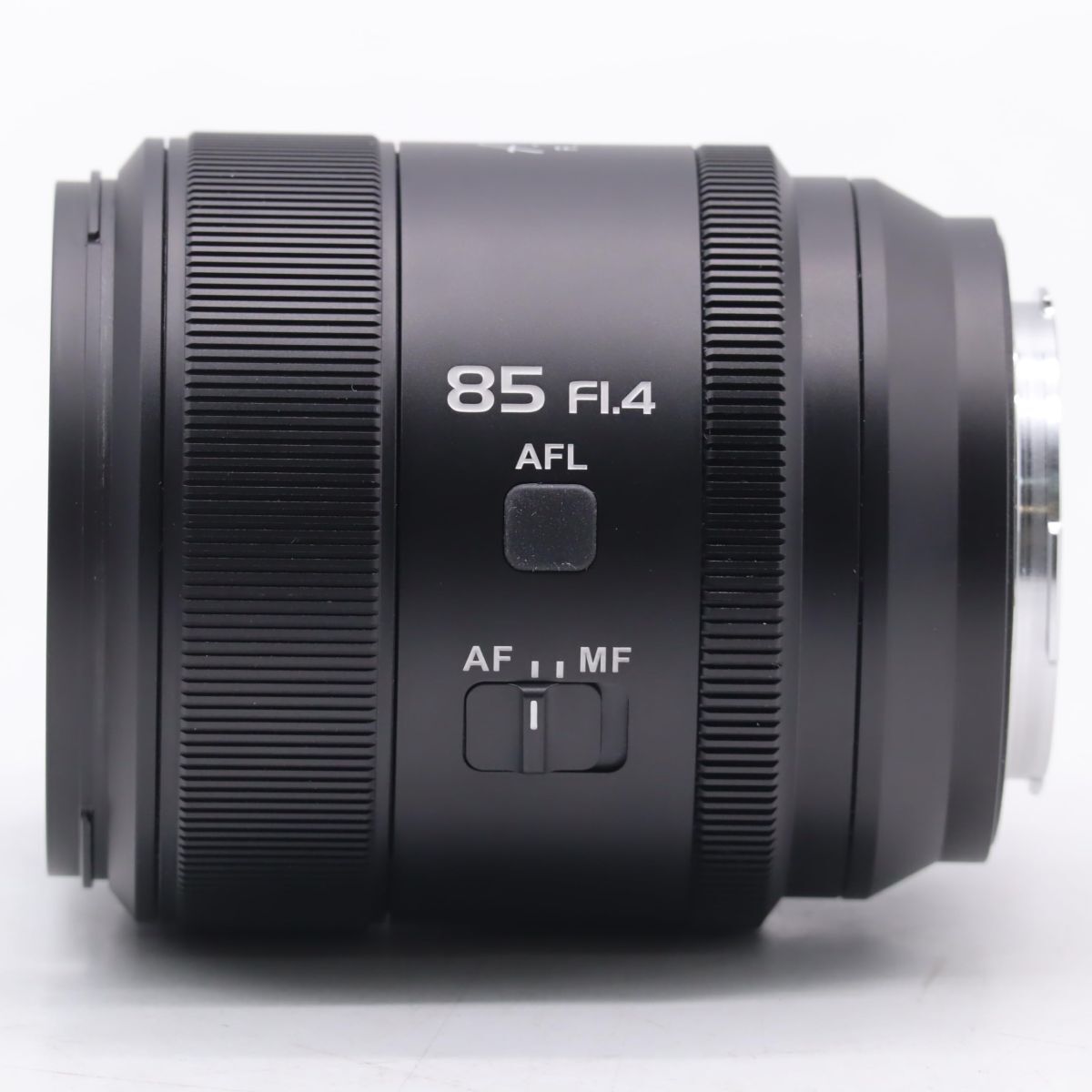 SIRUI AURORA AF 85mm F1.4 SONY eマウント Amazon.com : SIRUI Aurora 85mm F1.4 Full Frame Auto Focus