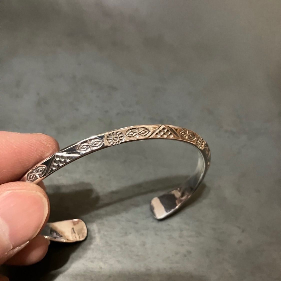 SILVER925 NATIVE BRACELET/シルバー/バングル/ブレス SILVER925 NATIVE DESIGN WIDE BRACELET/シルバー/バングル