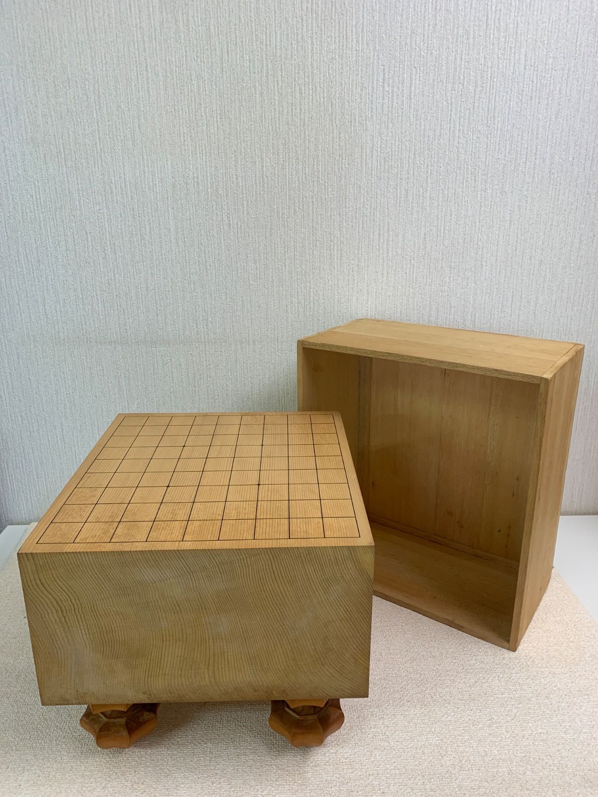 極厚将棋盤B　脚付き　へそ有り　桐カバー付き