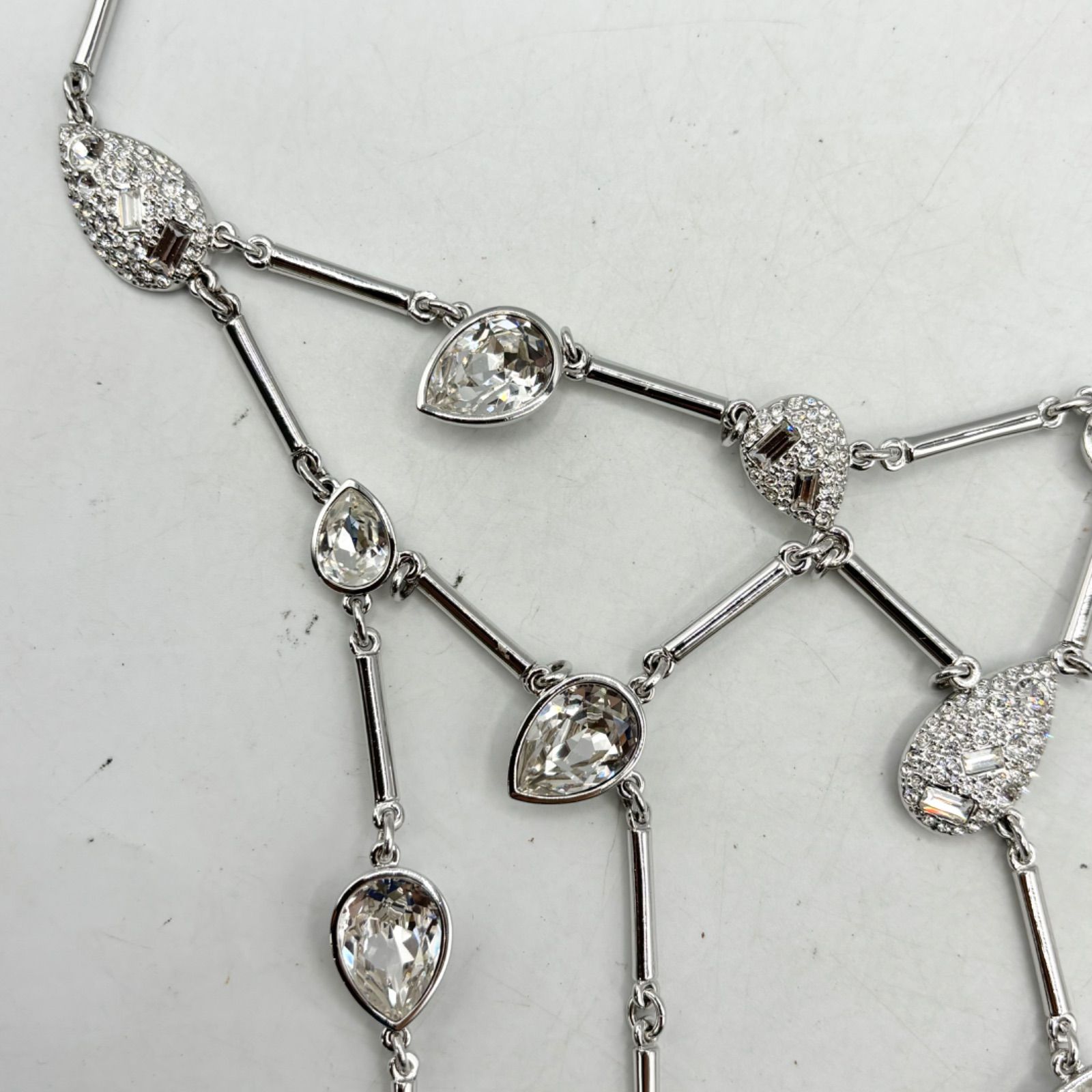 SWAROVSKI スワロフスキー 未使用 クリスタル ティアドロップ 