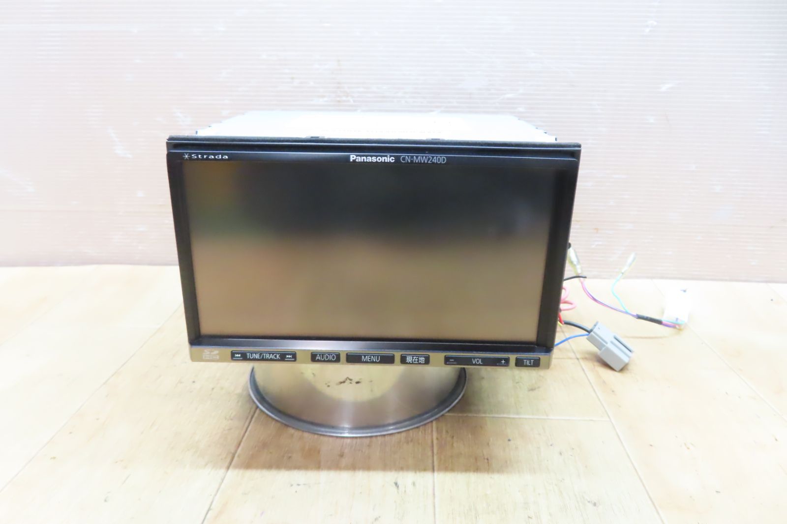 動作保証付★A731/パナソニック　CN-MW240D　SDナビ　地図2012年　地デジフルセグ内蔵　CD DVD再生OK