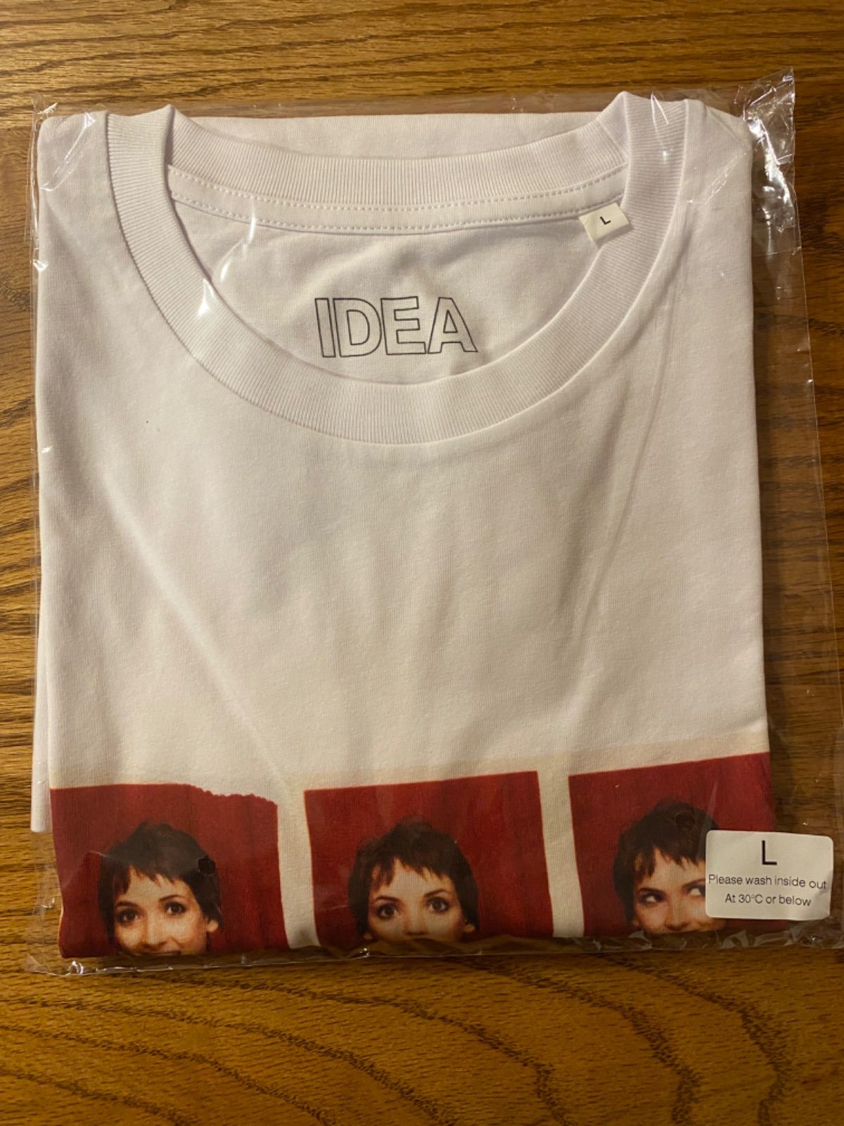 IDEA WINONA PHOTOBOOTH Tシャツ IDEA Winona Photobooth T-Shirt in White | RODEN GRAY