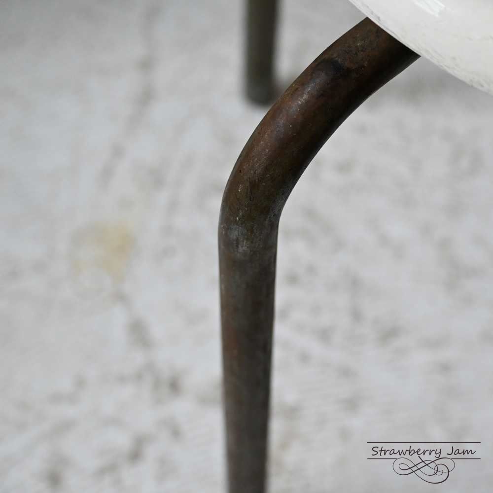 L2702-105 英国アンティーク 回転スツール スツール インダストリアル L2702-105 英国アンティーク 回転スツール スツール アンティーク