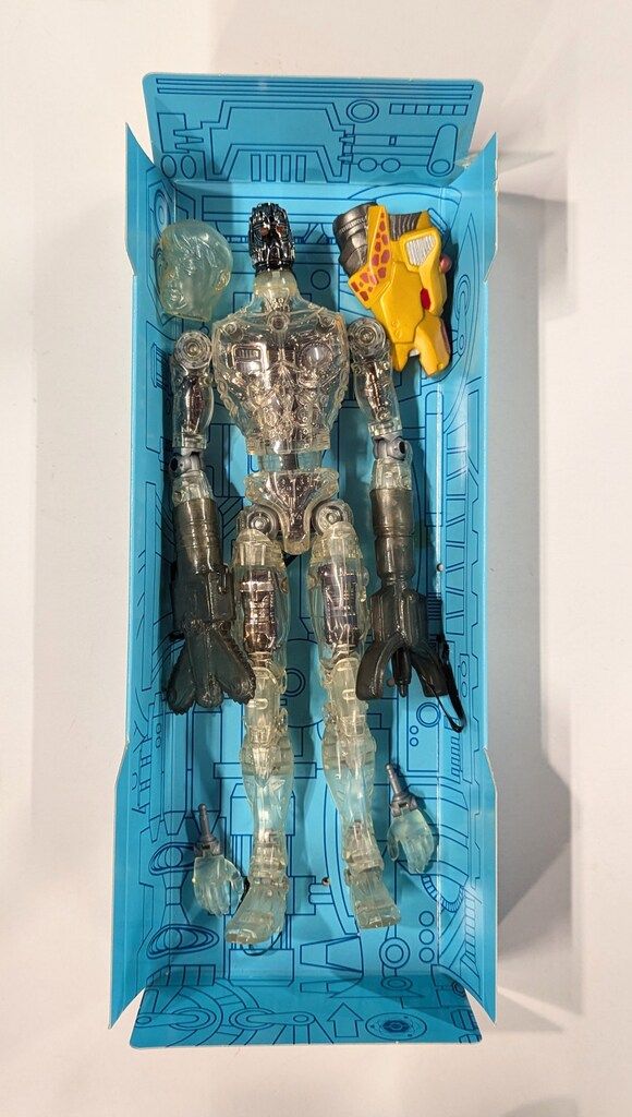 タカラ。変身サイボーグ1号.トイザらス限定ガンメタAセット。 Amazon.co.jp: タカラ ネオ変身サイボーグ 1号 トイザらス限定 3