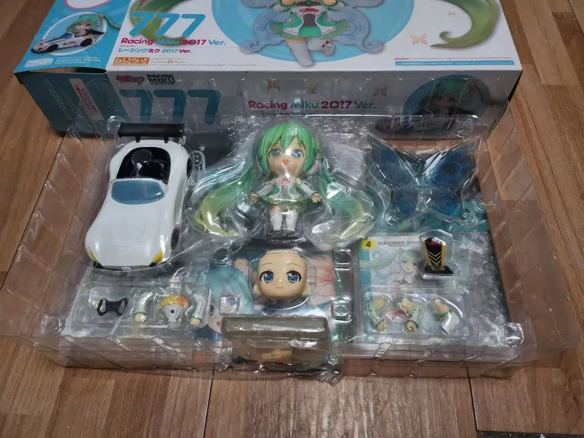 レーシングミク 2017 ねんどろいど - メルカリ