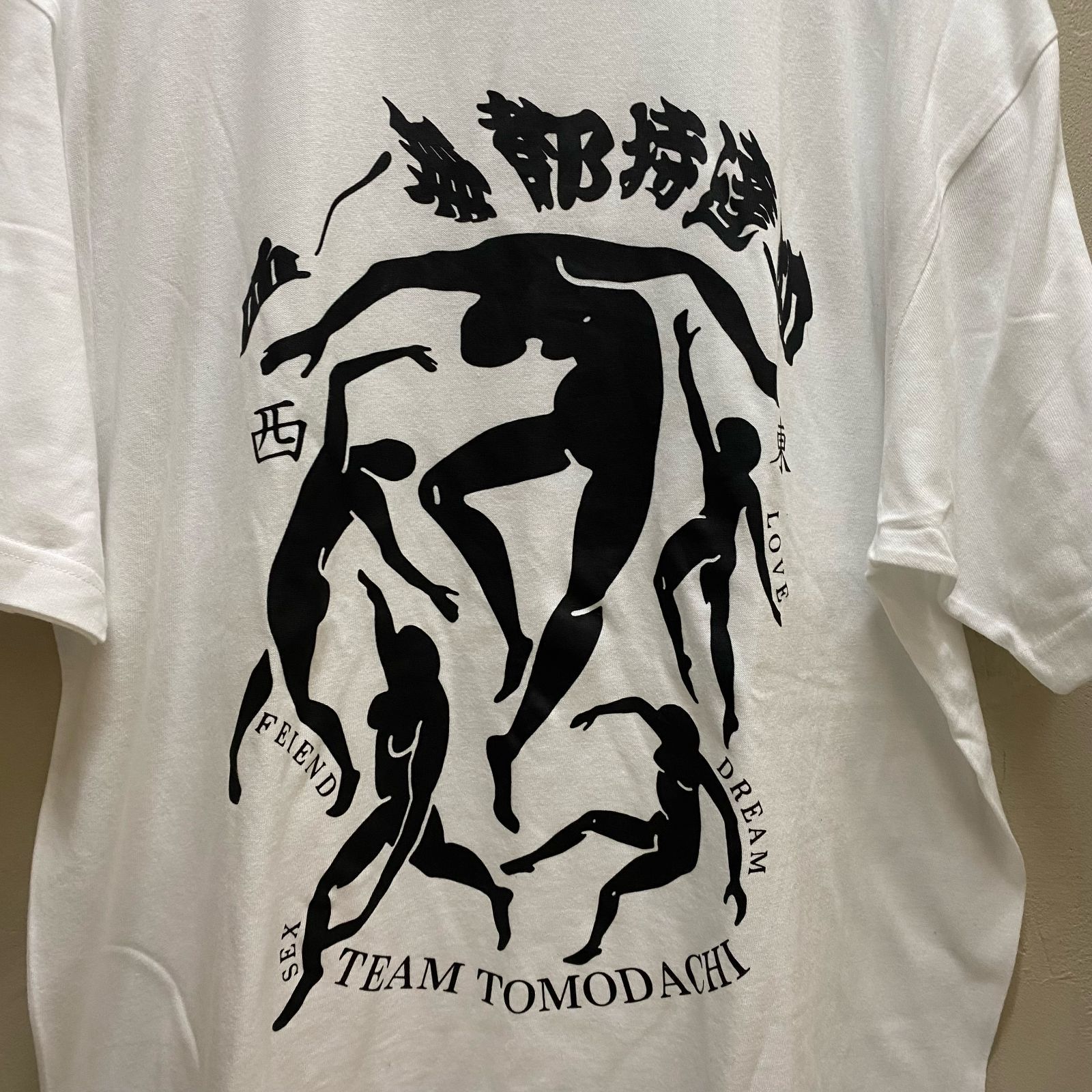 魁組 サキガケグミ TEAM TOMODACHI チーム友達プリントTシャツ サキガケグミ ホワイト　SIZE XL 【代官山05】