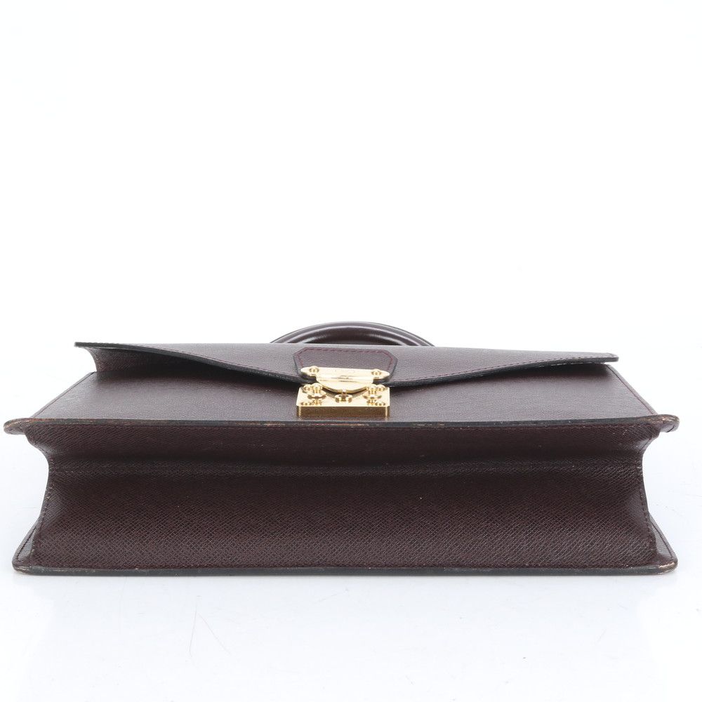 美品 ルイヴィトン 顧客限定 タイガ レザー ビジネス バッグ