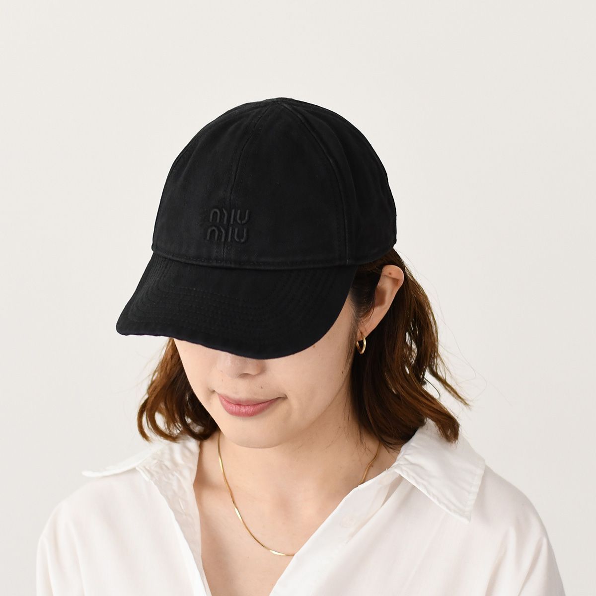 最安通販 MIU MIU ベースボールキャップ ブラック 【公式通販】