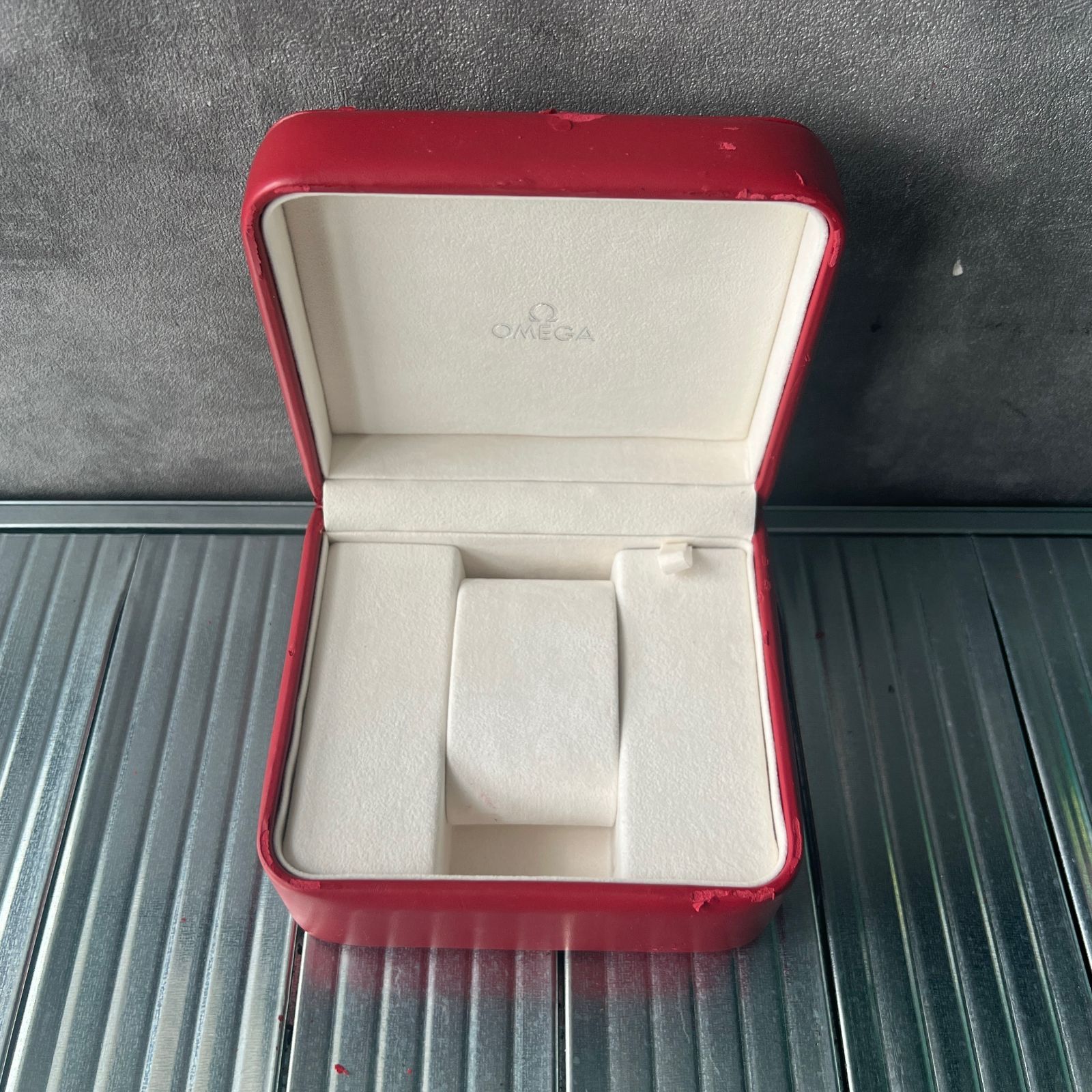 リ*ン様 OMEGA オメガ 箱 空箱 ボックス 純正 腕時計 ケース リ*ン様 OMEGA オメガ 箱 空箱 ボックス 純正 腕時計 ケース