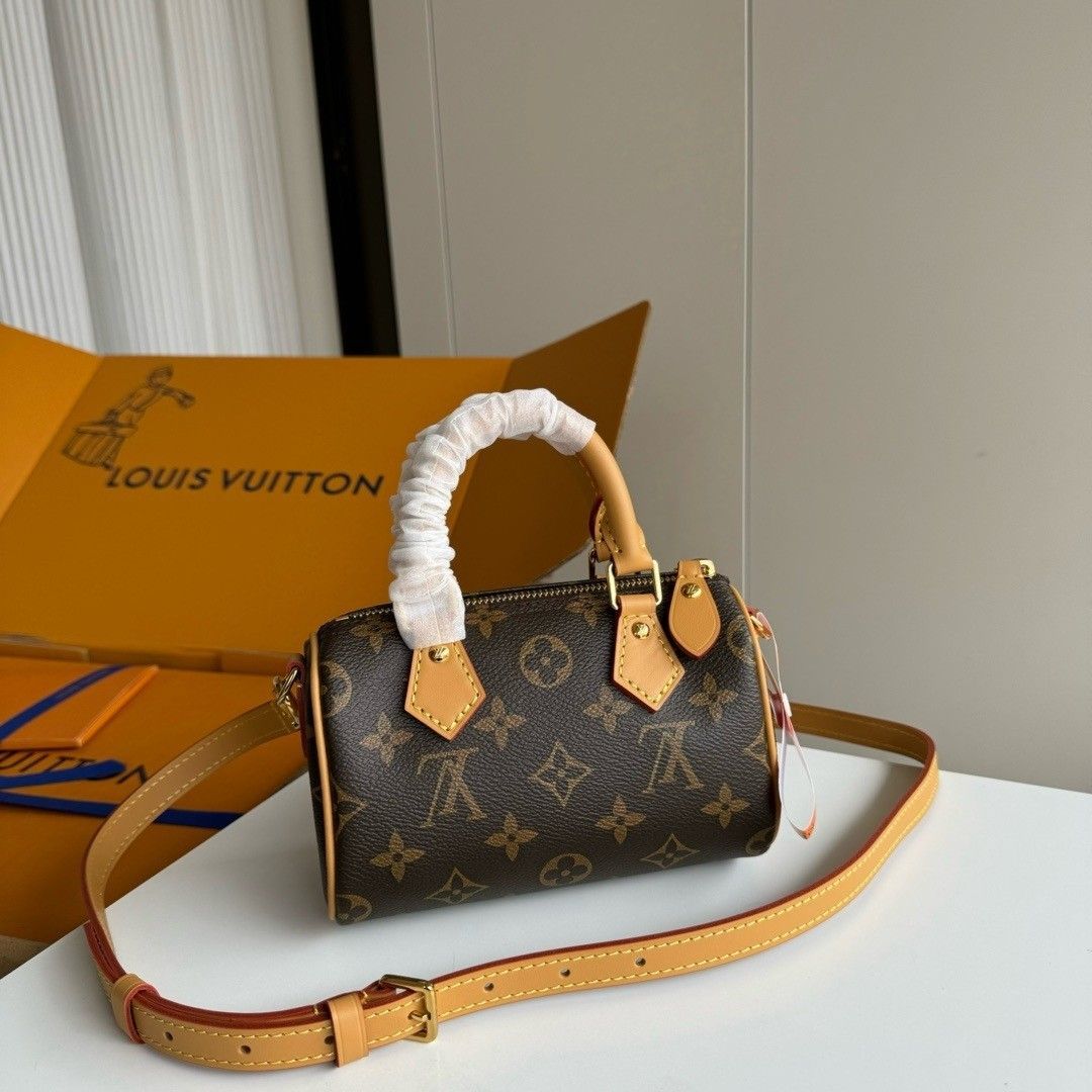 LOUIS VUITTON  ハンドバッグ  バッグを斜めにします