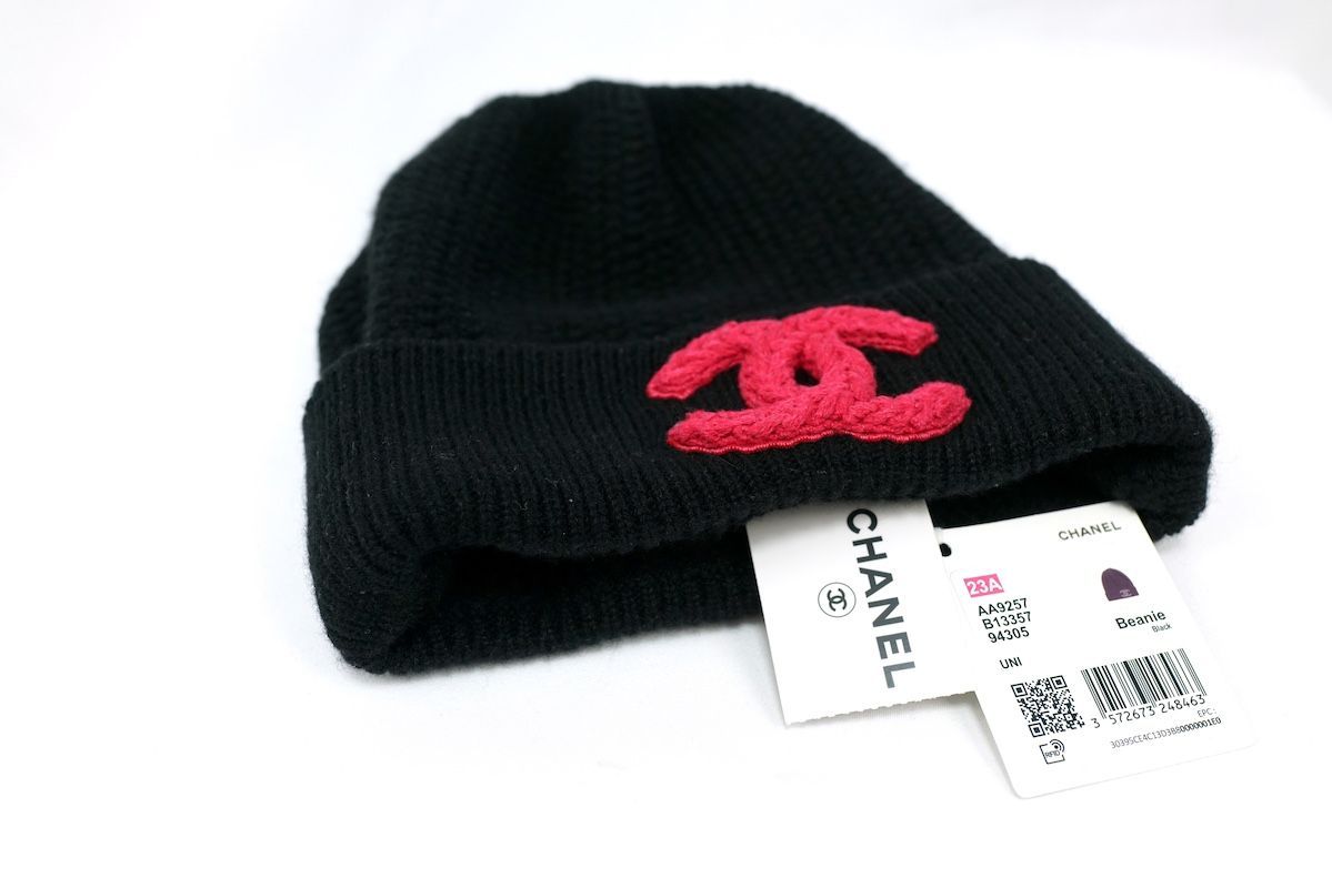 CHANEL CCLogo Knit Beanie シャネル CCロゴ カシミヤ CHANEL Cashmere CC Beanie Hat Black Pink シャネル カシミヤ ココ
