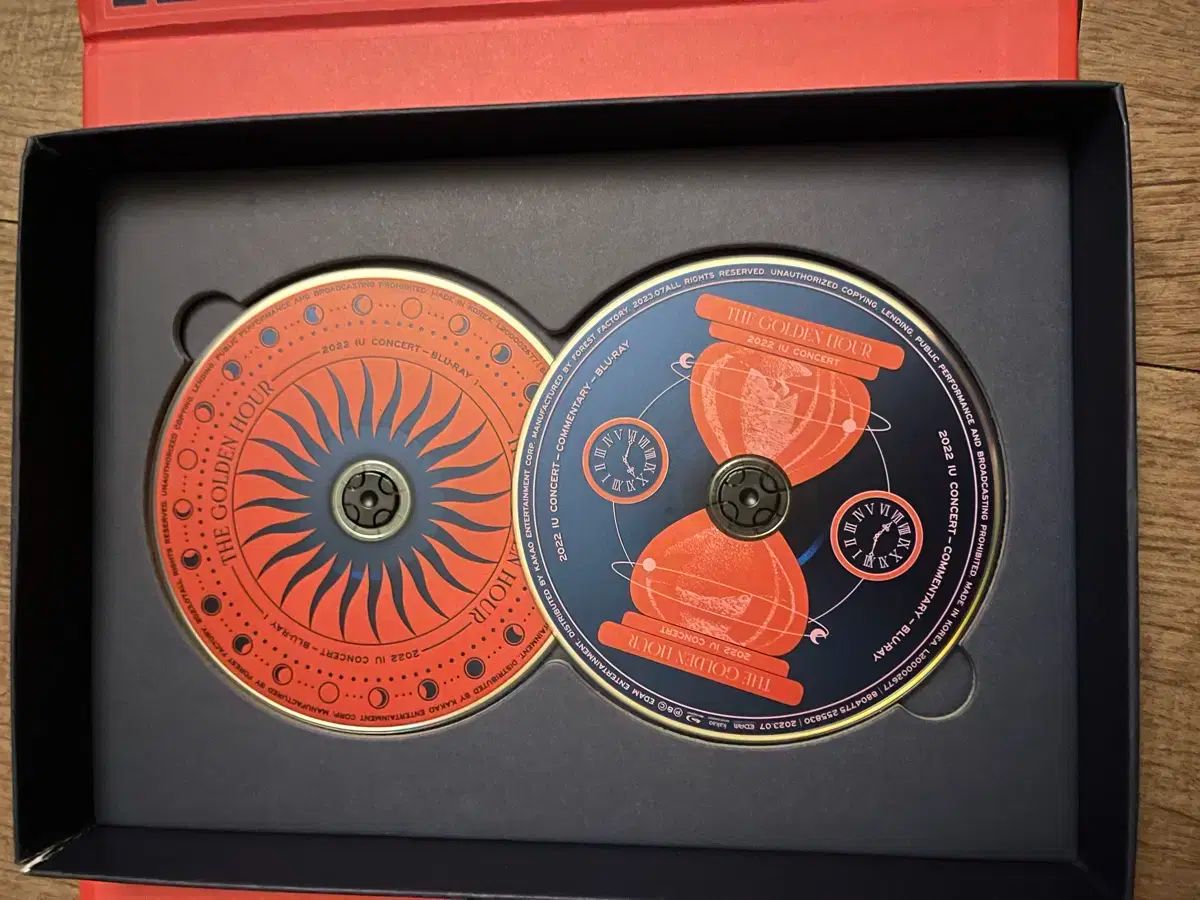 最終値下げ> IU The Golden Hour 2022 Blu-ray 新品未開封】IU Golden