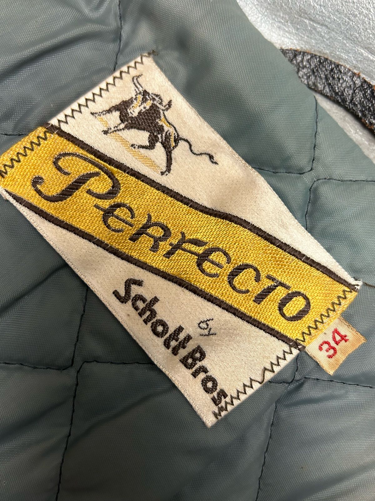 Schott 70年代牛タグ逆ハ型ジッパーシングルライダース