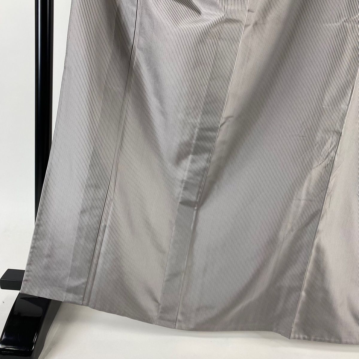 紬 身丈164.5cm 裄丈63.5cm S 単衣 能州紬 証紙 縦縞 灰色 正絹 美品  