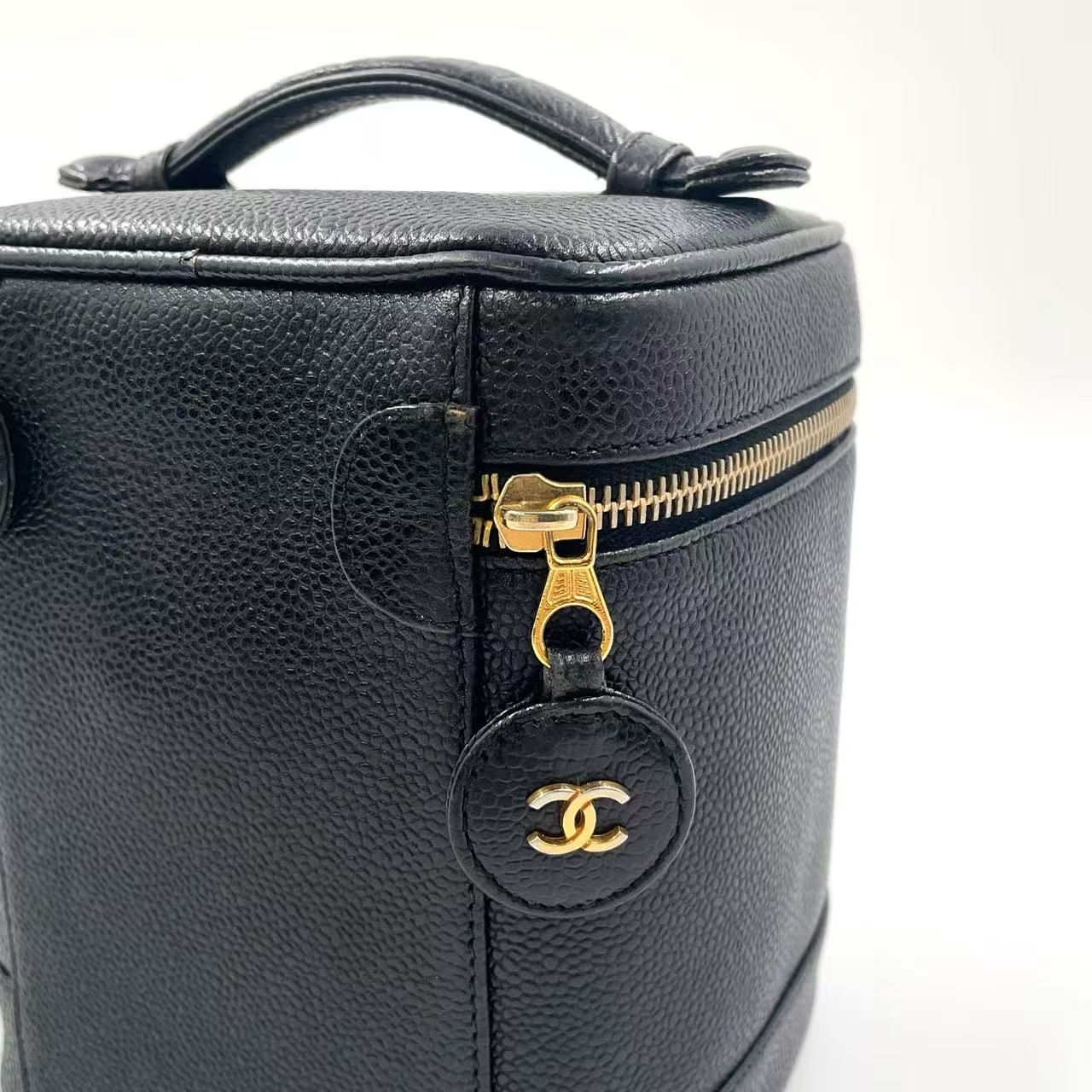 CHANEL ココマーク バニティバッグ シリアル番号不明 キャビアスキン