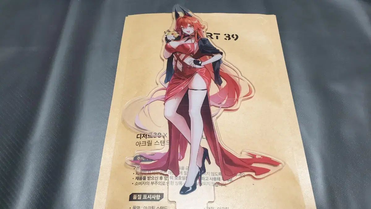デザート 39 勝利の女神 勝利の女神：NIKKE(ニケ) レッドフード アクリルスタンド アクスタ 出品
