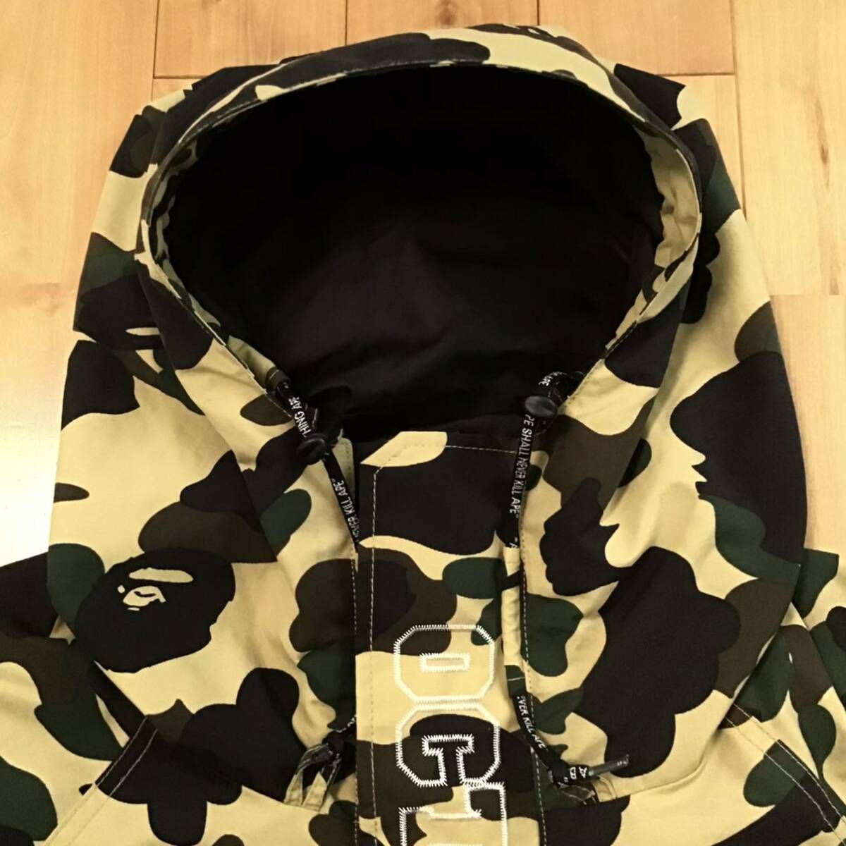 OVO × BAPE 1st camo スノボジャケット Mサイズ a bathing ape hoodie
