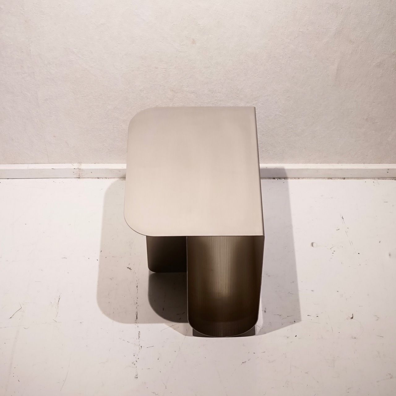 デザインテーブル モダン