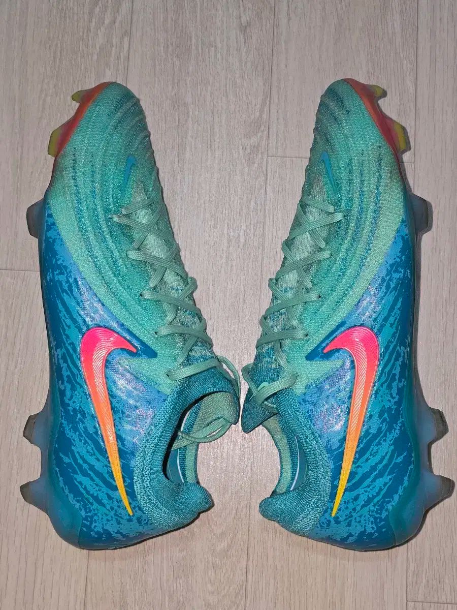 ナイキファントム