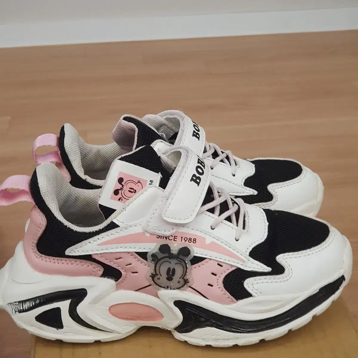 スニーカー ディズニー キッズ 子供靴 女の子 ミッキー DISNEY DN ムーンスター ミッキーマウス ミニー 男の子 | ADIDAS B1357 FARFETCH
