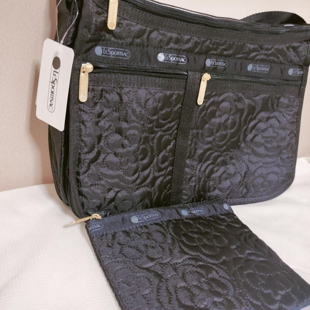 ショルダーバッグ　パフィーブロッサムズ　 レスポートサック　型押し　黒 ショルダーバッグパフィーブロッサムズ レスポートサック型押し黒