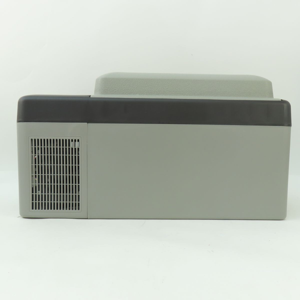 ポータブル車載冷蔵庫 C