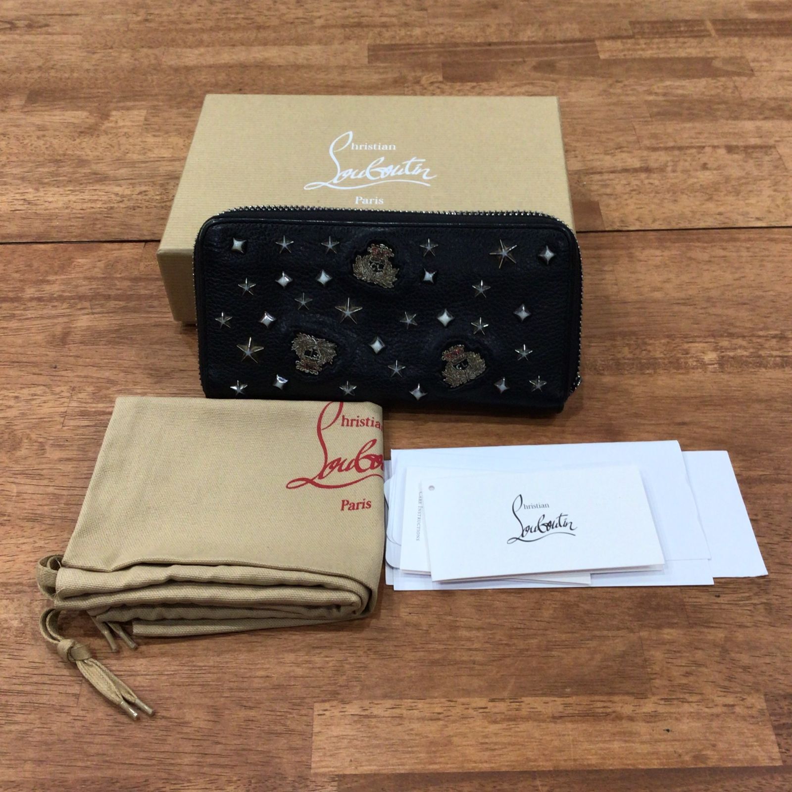【箱　袋付】クリスチャンルブタン　長財布 クリスチャンルブタン 長財布 箱付き B25054372 - メルカリ
