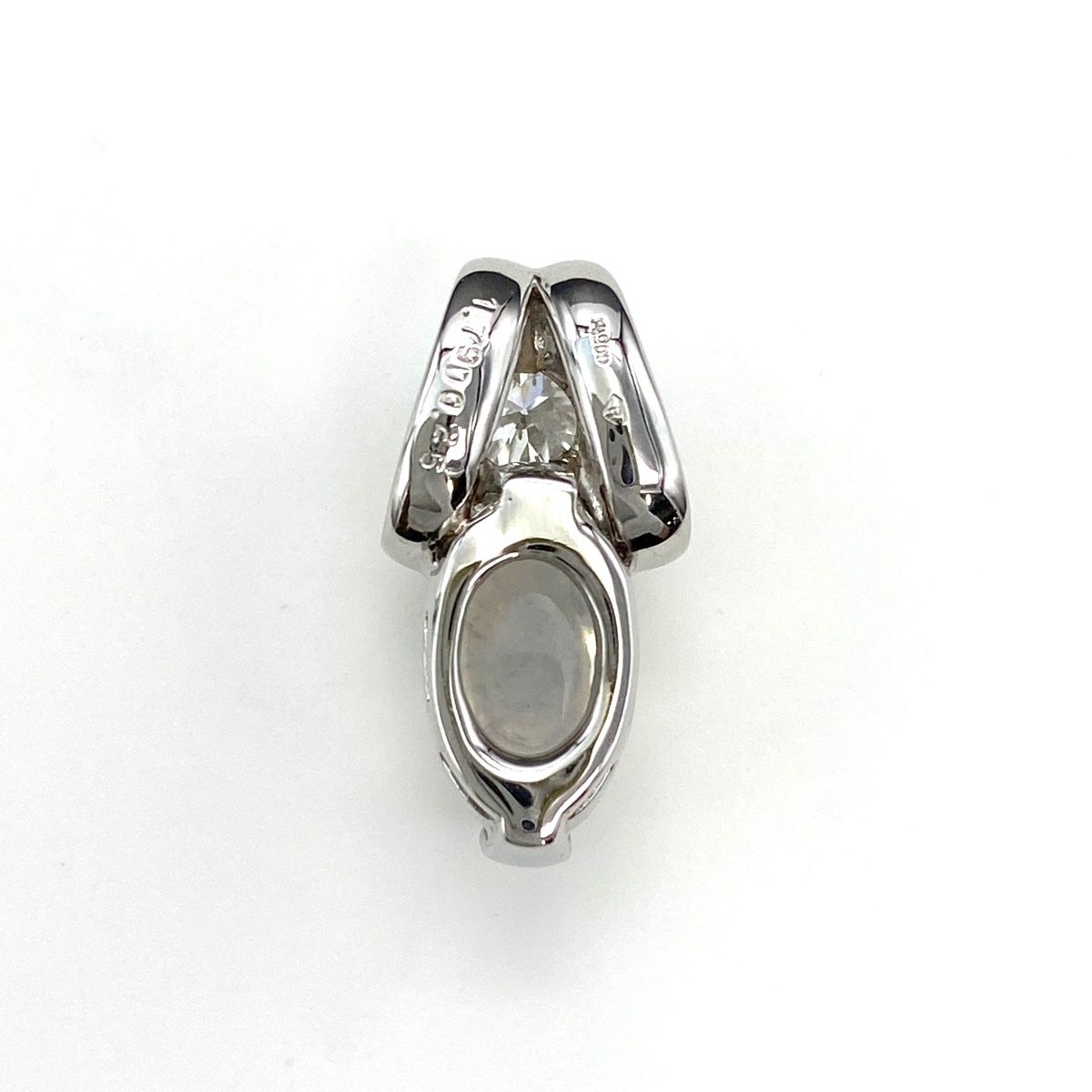 メレダイヤ ペンダントトップ