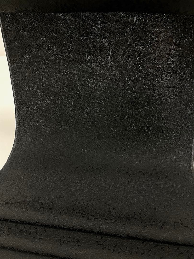 コート地 ふくれ織 紋意匠 蔦文様 京泥染 秀明黒泥染 正絹 反物 - メルカリ