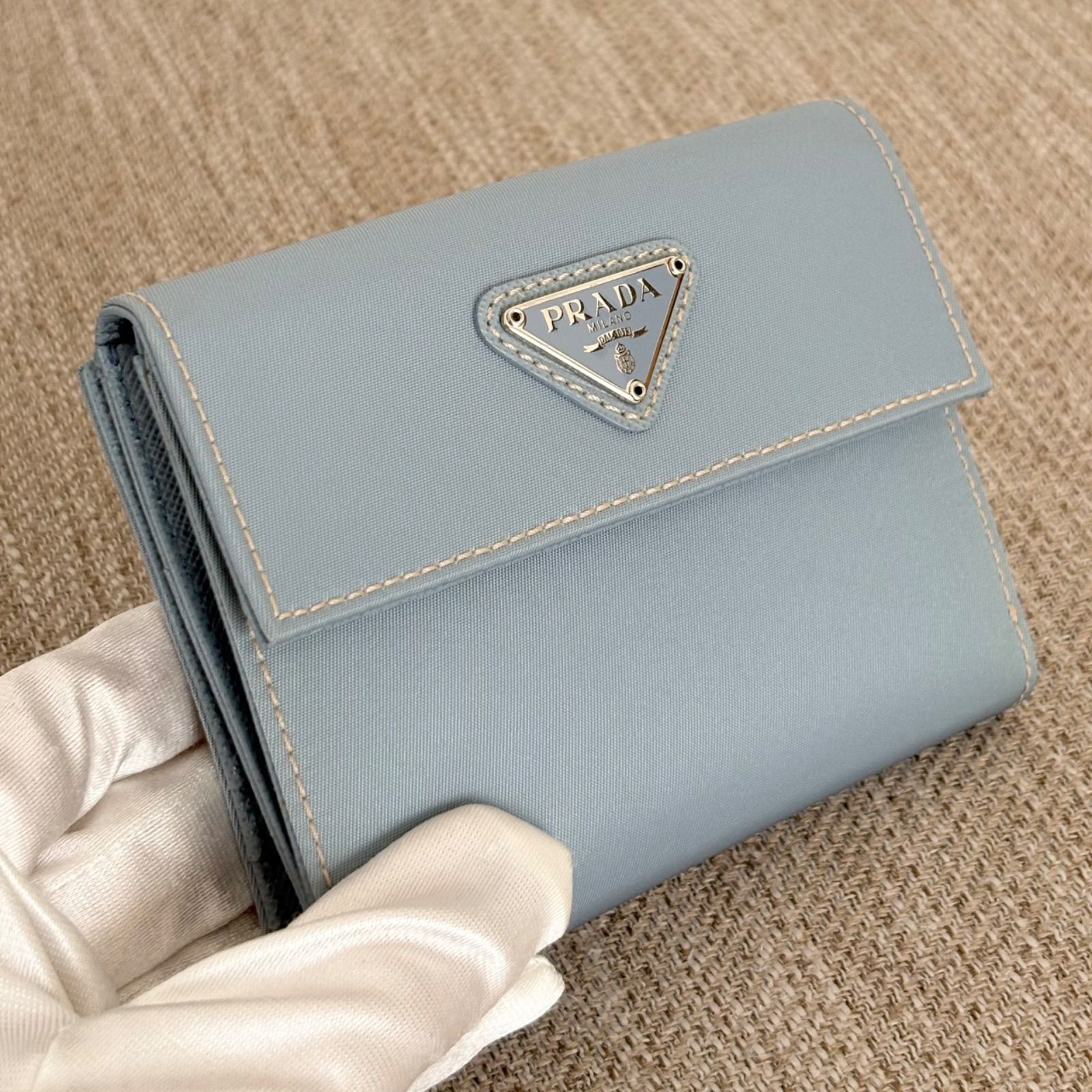 極美品】【箱付き】PRADA プラダ 三角ロゴプレート 二つ折り財布 