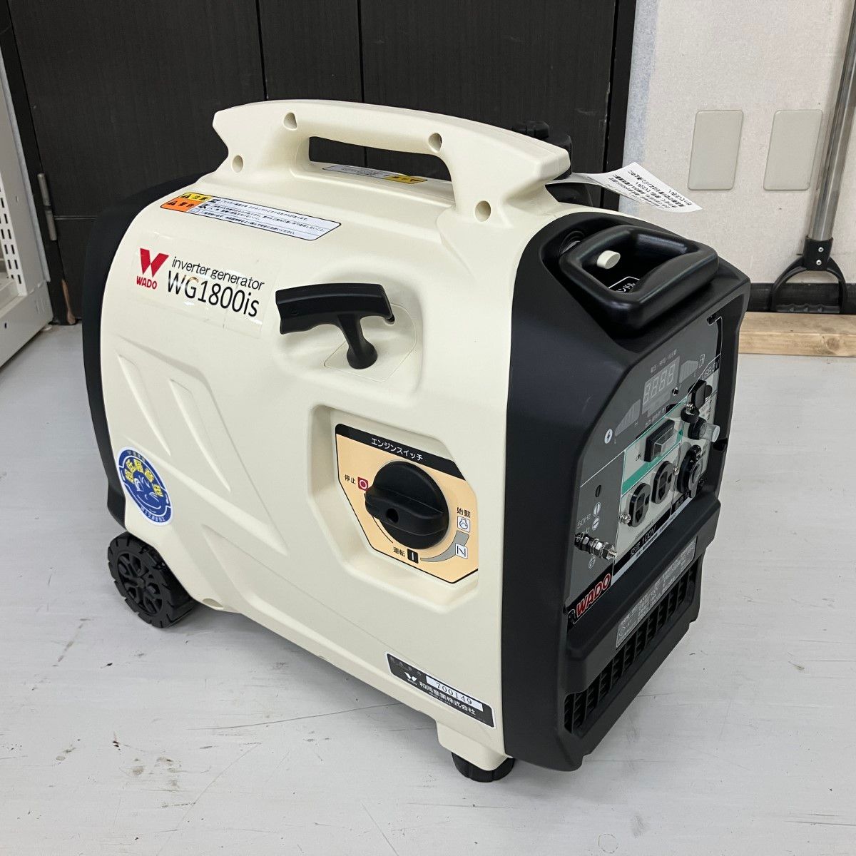 ЗЗWADO 和同産業 4サイクル 1.8kVA インバーター発電機 取説付 WG1800is ホワイト