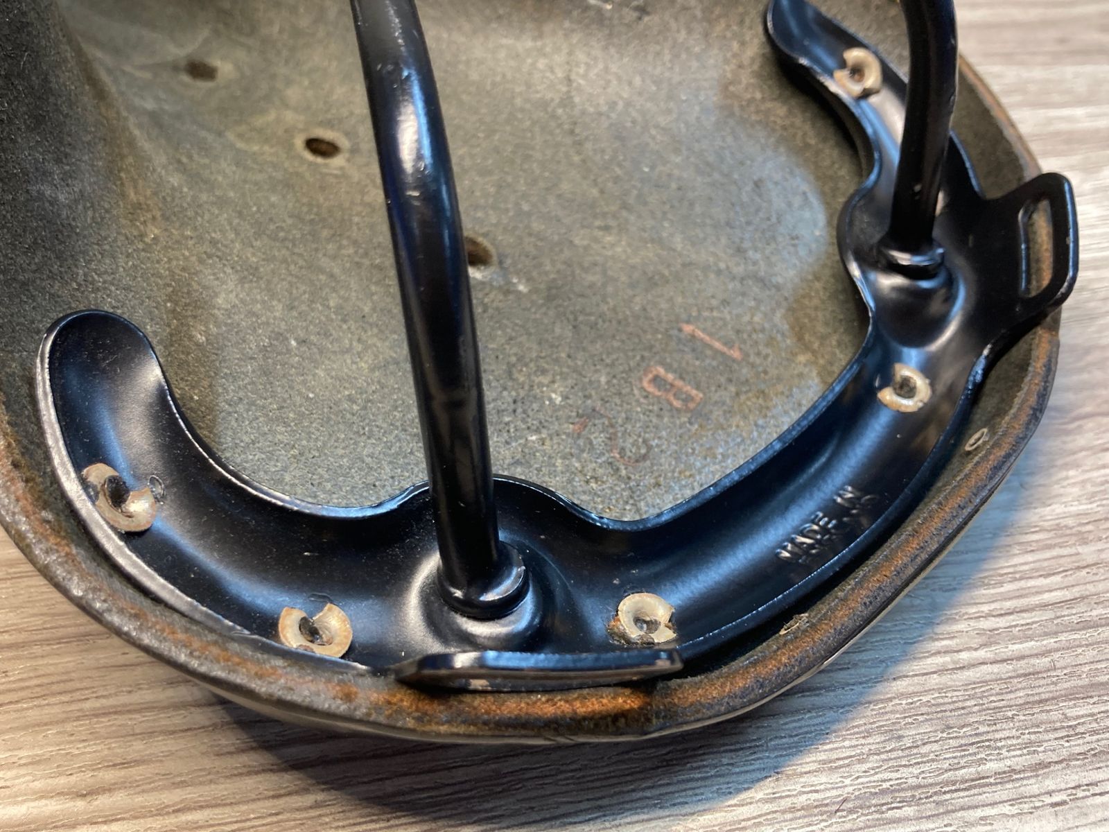 JJ695 ブルックス