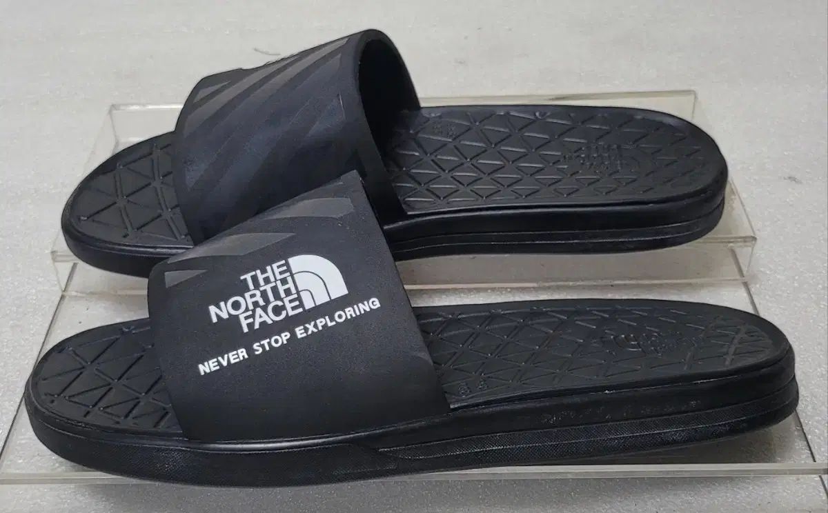 未使用 THE NORTH FACE(ザノースフェイス) スリッパ ルームシューズ メンズ 265 270