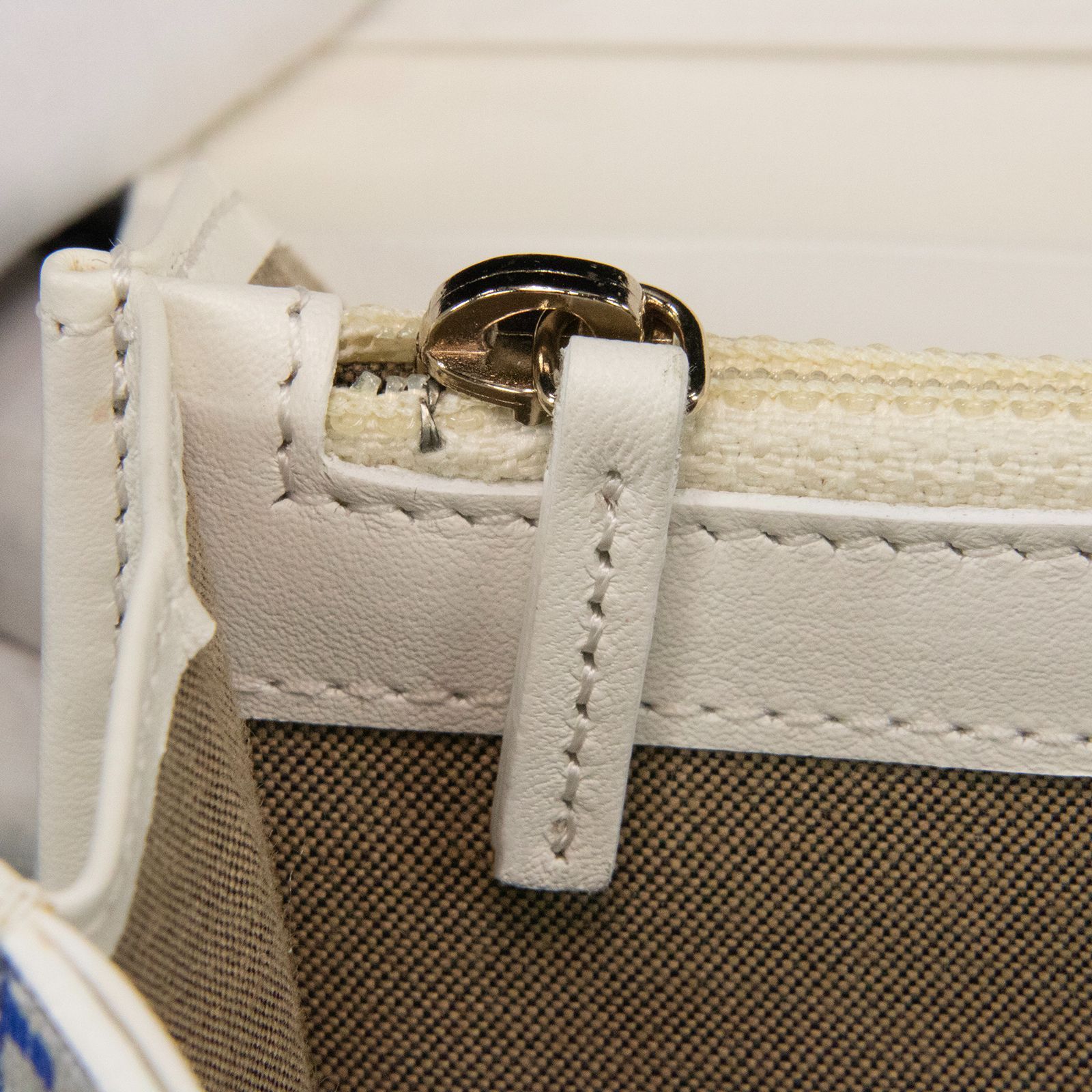 【美品】FENDI フェンディ 長財布 スナップボタン ズッカ柄 ヴィンテージ 美品】FENDI フェンディ 長財布 スナップボタン ズッカ柄