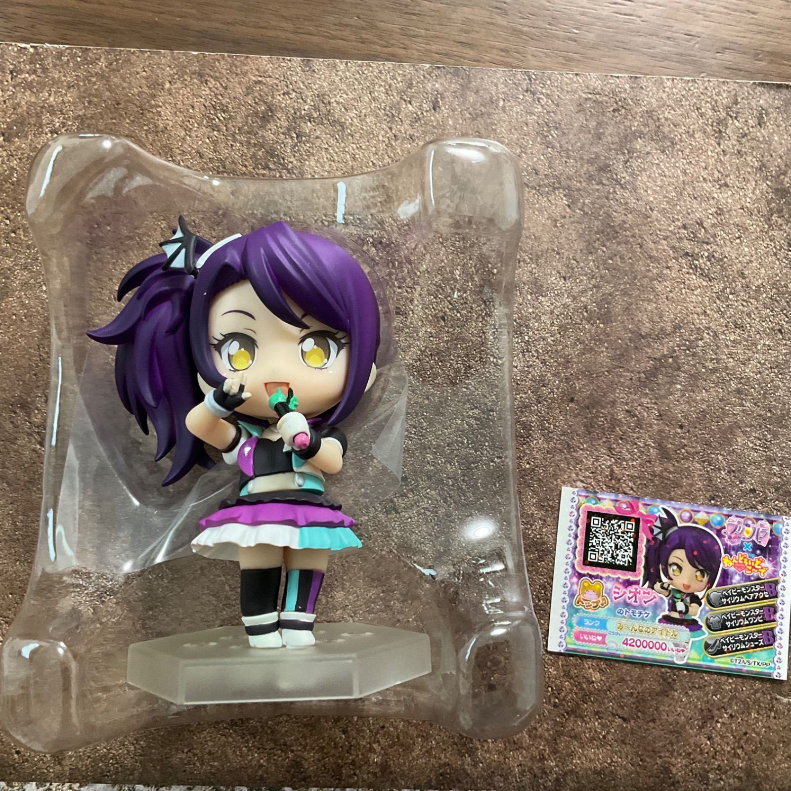 プリパラ ねんどろいどこーで まとめ売りセット 東堂シオン 北条そふぃ 南みれぃ 真中らぁら ドロシー・ウェスト おまけ付｜コミック、アニメ