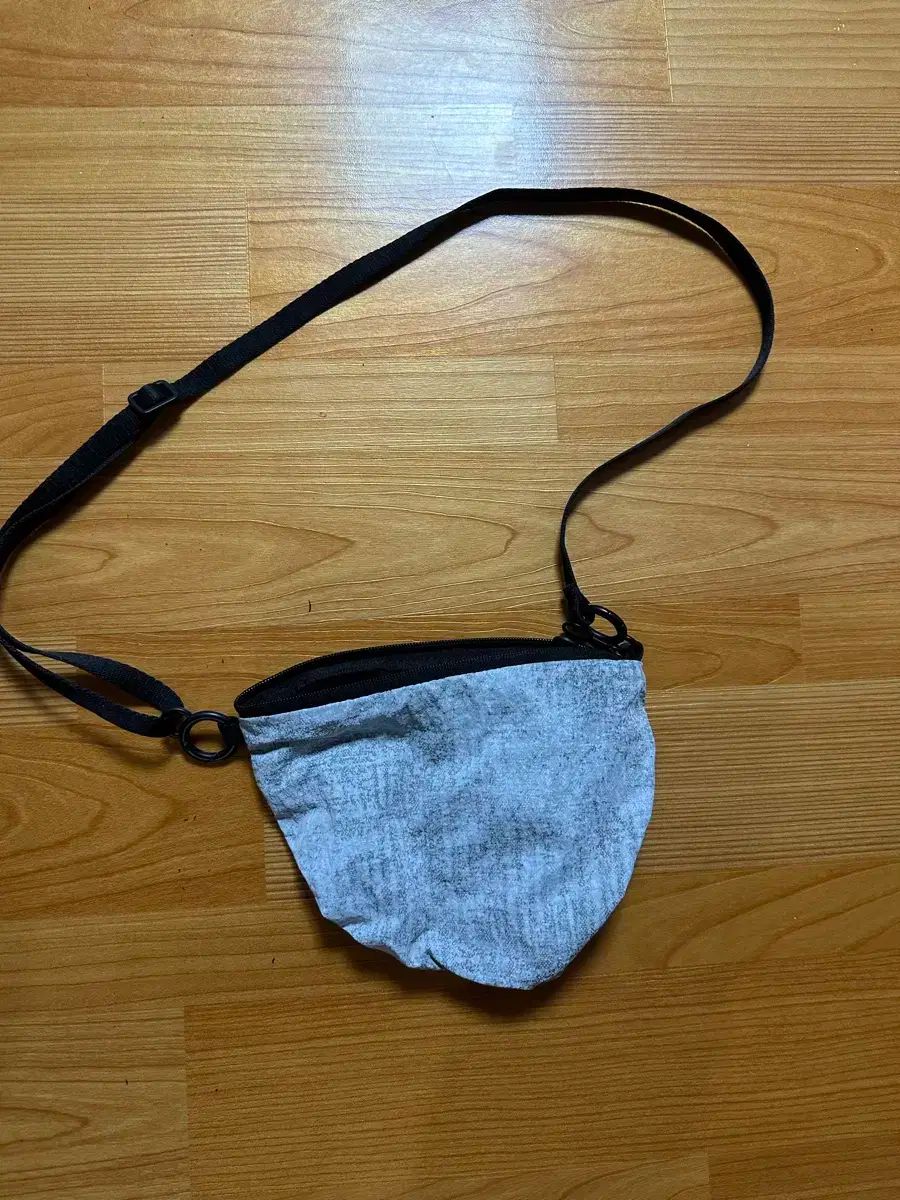 コートエシエル クロスバッグ ショルダーバッグ パターン 柄