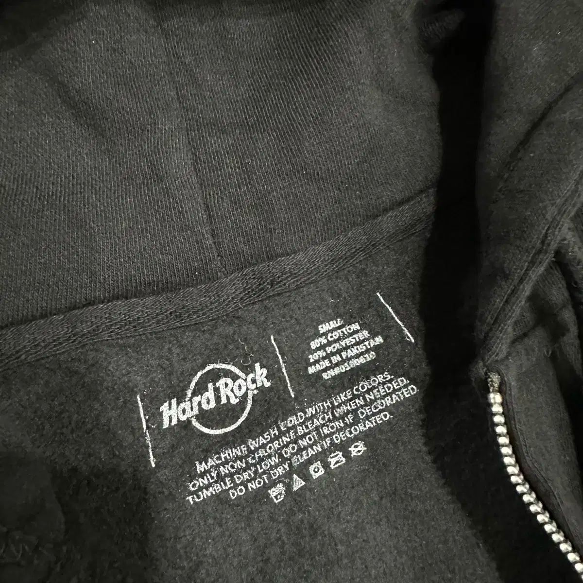 Hard Rock Cafe(ハードロックカフェ) 40 周年 横浜 フード付き ジップ 