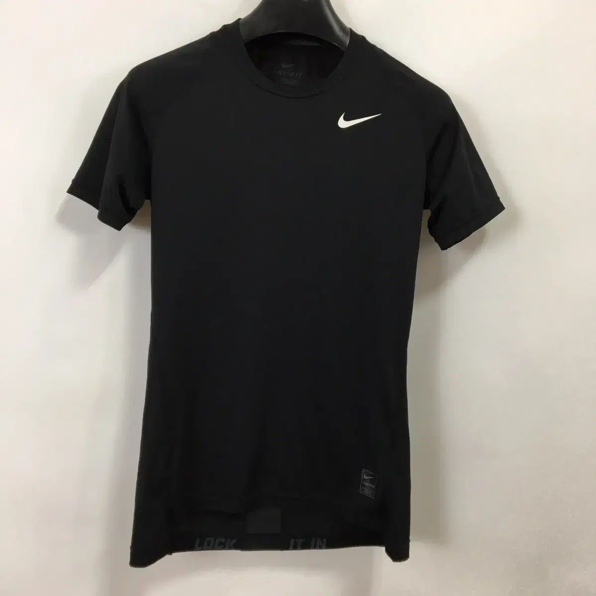 【雷市場（ポンジャン）商品韓国直送】Nike(ナイキ） プロコンバット ドライフィット ストレッチカットソー メンズ 95 ー 100 マッスルフィット