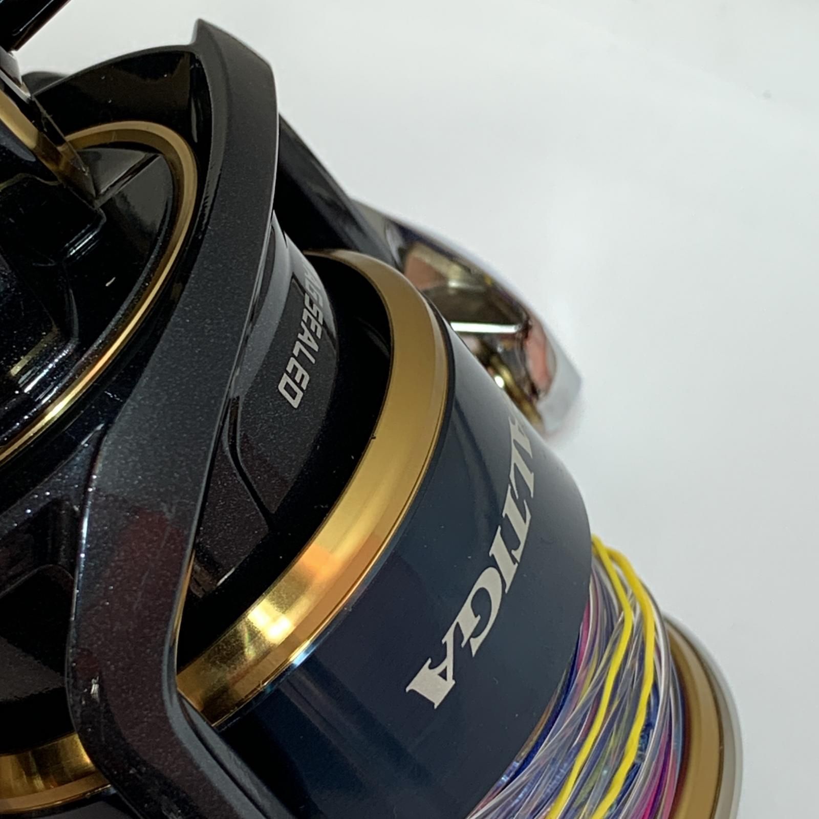 DAIWA ダイワ 20ソルティガ8000H キズ有 スピニングリール 箱