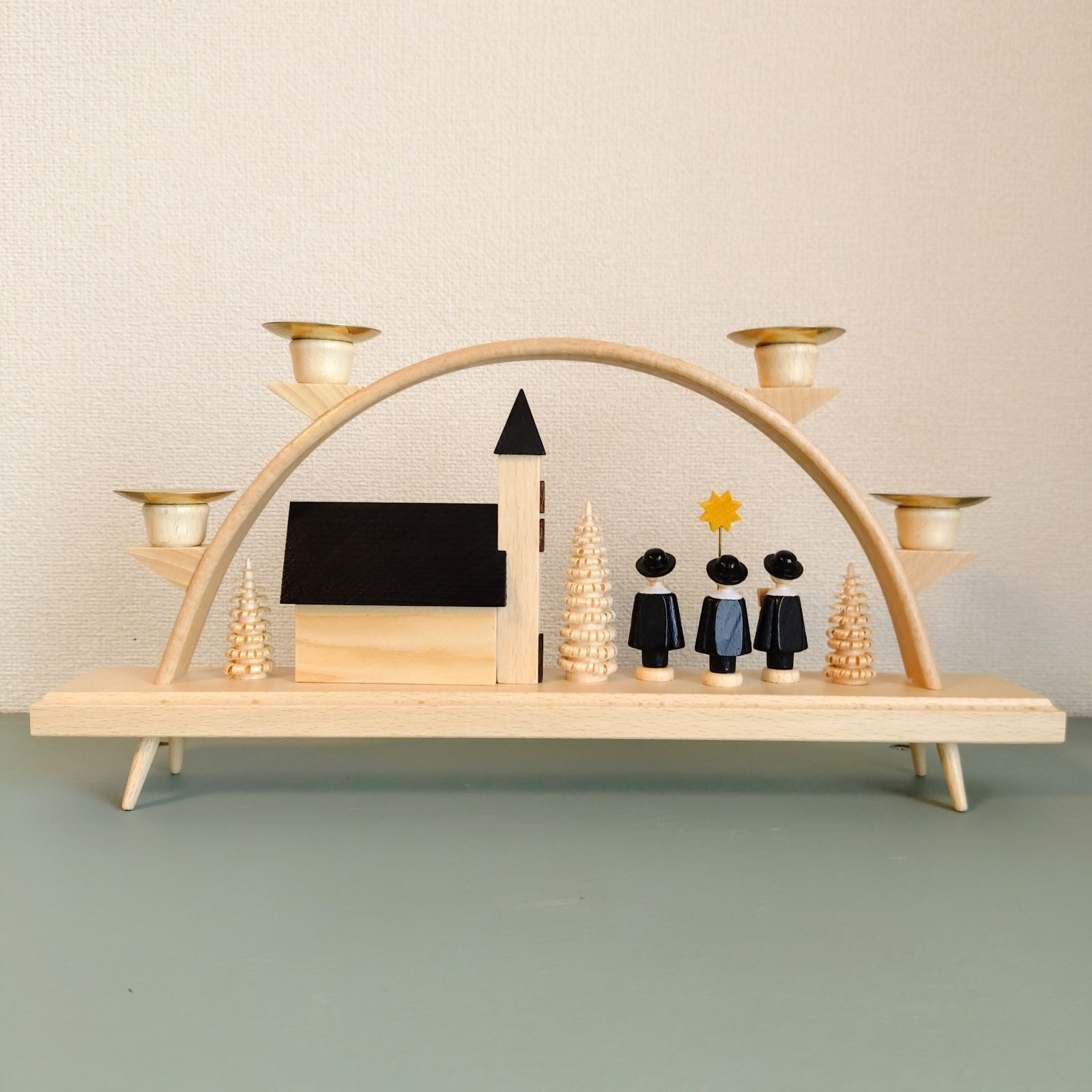 教会と聖歌隊のシュヴィップボーゲン