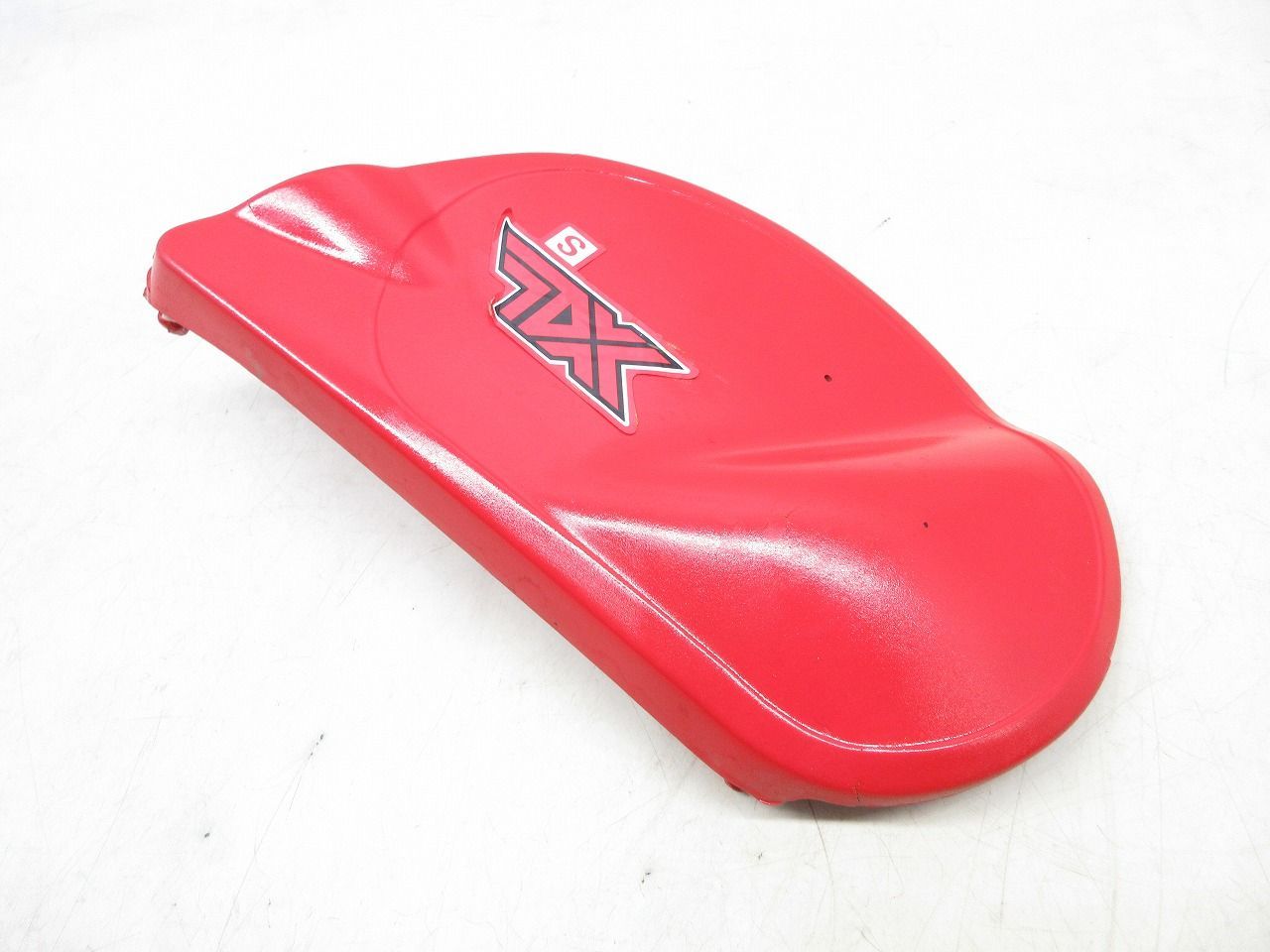 サイドカバー右