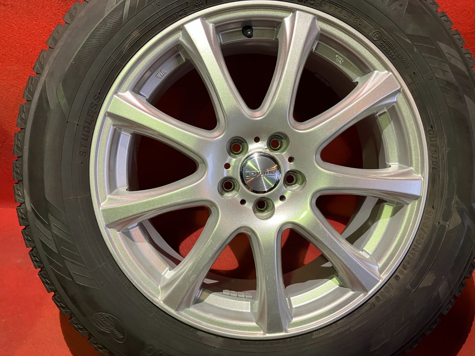 豊富な品揃え。 スタッドレスタイヤホイールセット 225 60R17 YOKOHAMA IG60 17x7.0 48 100 5H 社外 デファクト 4本SET 滑らかな