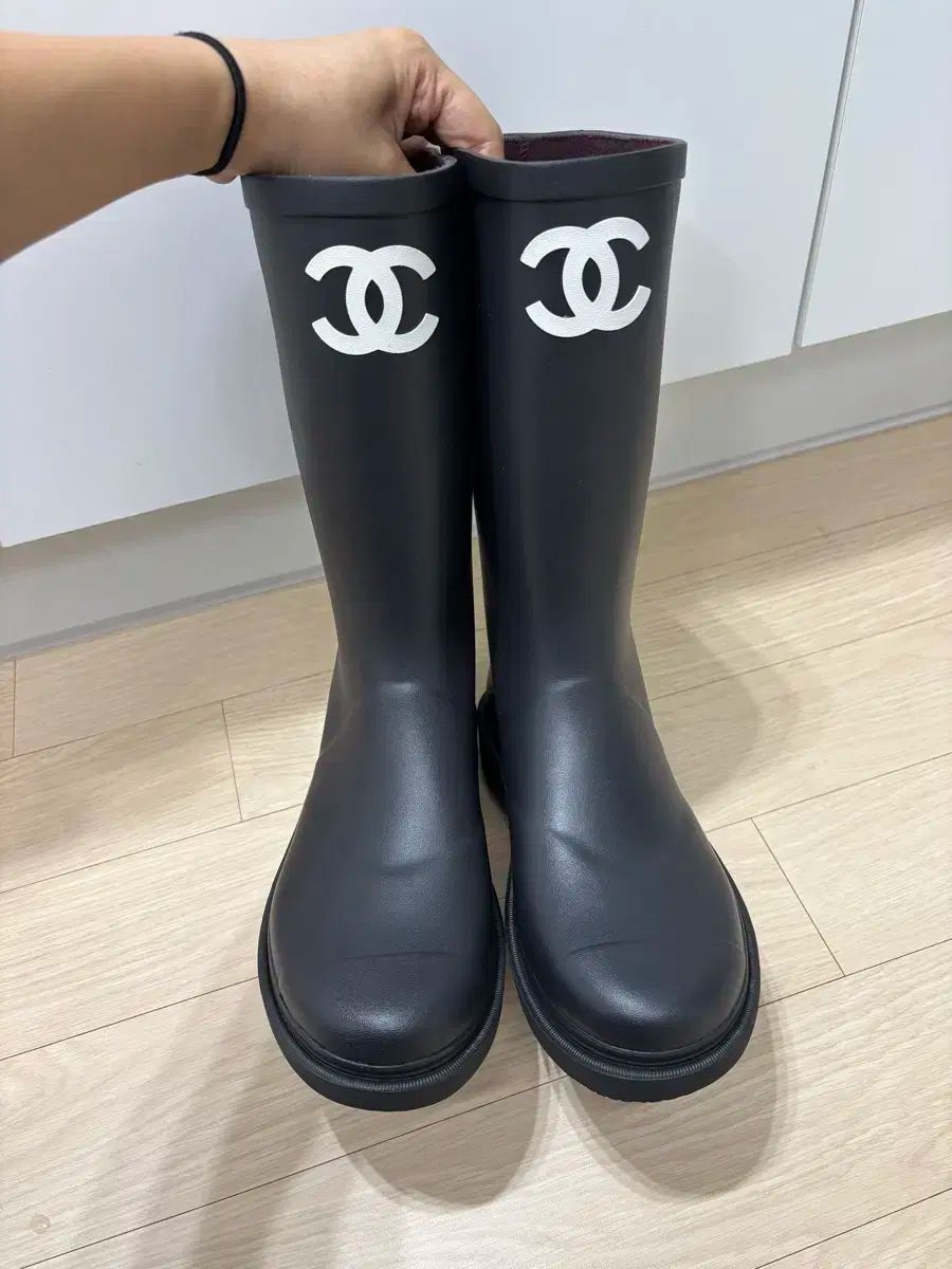 CHANEL シャネル 黒 レインブーツ 38 サイズ 240