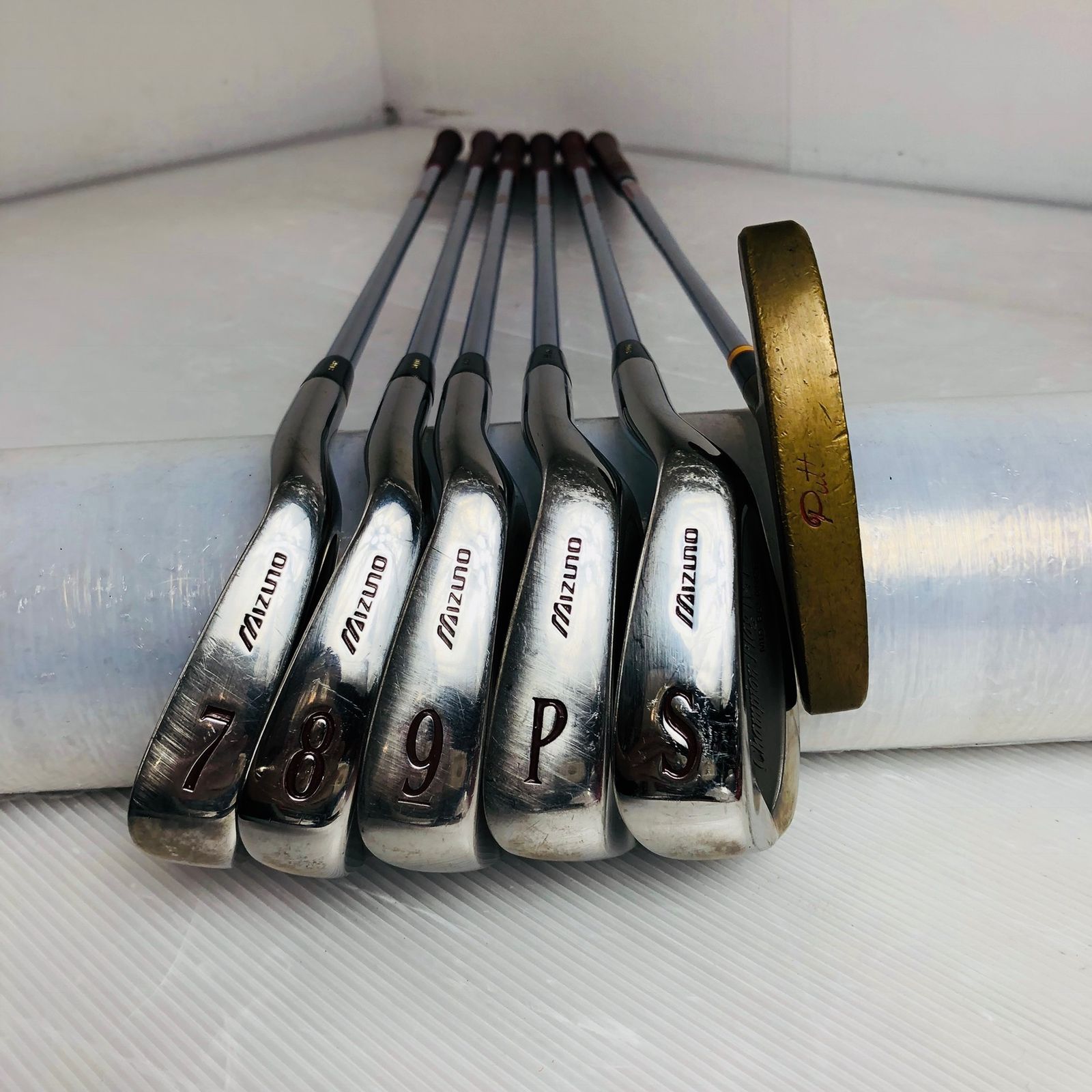 右利き パター付